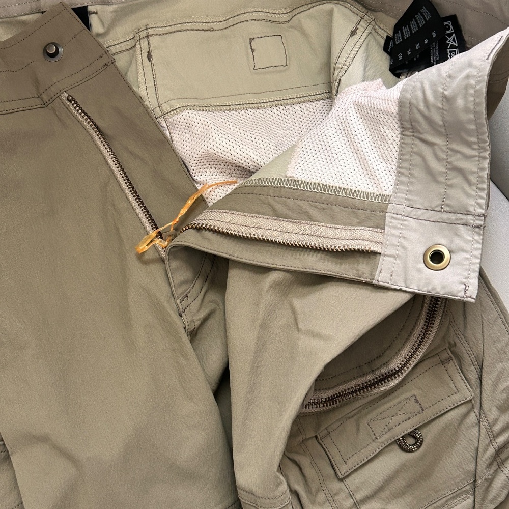 Kuhl Men’s AMBUSH™ CARGO SHORT Color Khaki Style 5149 Sz 38 X 10" Inseam - Picture 4 of 6